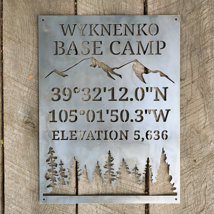 Mountain silhouette metal sign for outdoor lodge décor