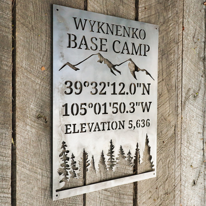 Personalized Metal Cabin Sign with Coordinates – Custom Mountain & Trees Outdoor Decor