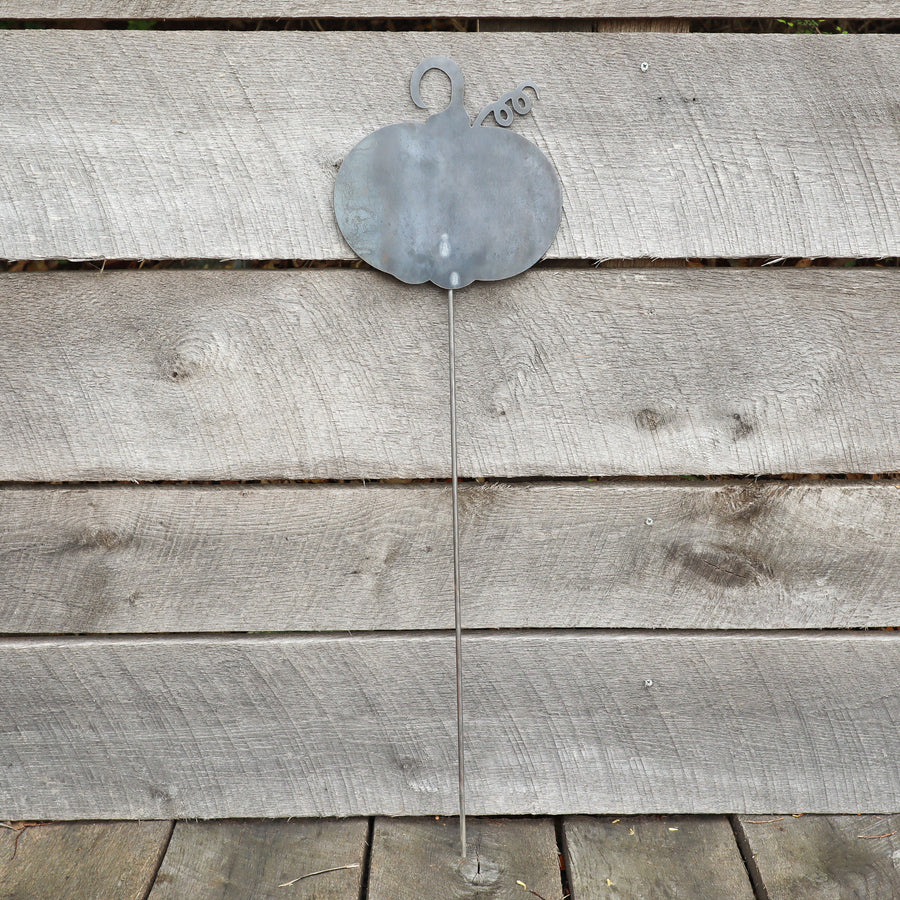 Metal Pumpkin Garden Stake - Halloween Steel Lawn Decor - Fall Yard Art Marker