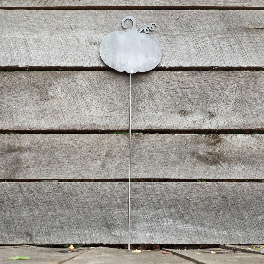Metal Pumpkin Garden Stake - Halloween Steel Lawn Decor - Fall Yard Art Marker