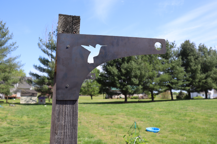 Metal Hanging Planter Bracket with Humming Bird Design for Hanging Plants
