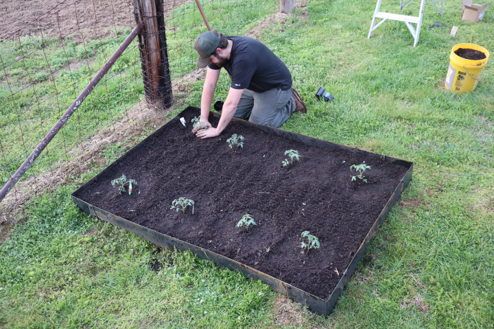 Garden or Lawn Edging Kit, Raised No-Till Garden Kit, Flower Bed Boarder Kit
