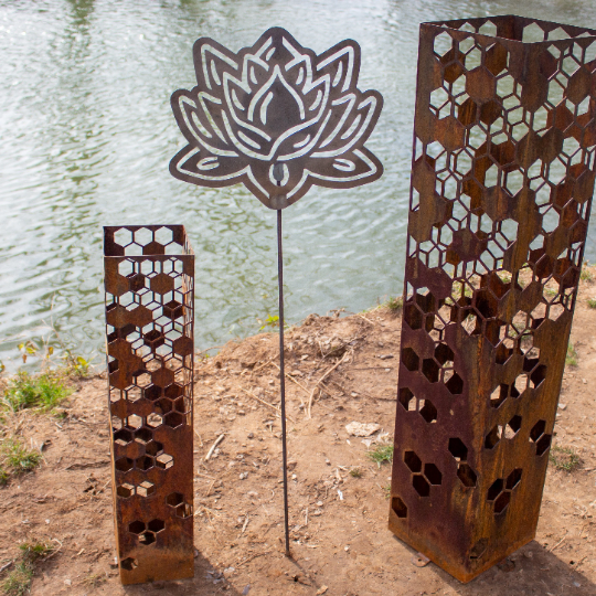 Metal Lotus Flower Garden Stakes
