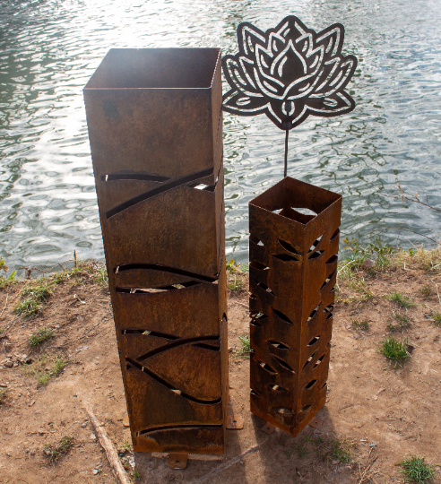 Metal Lotus Flower Garden Stakes