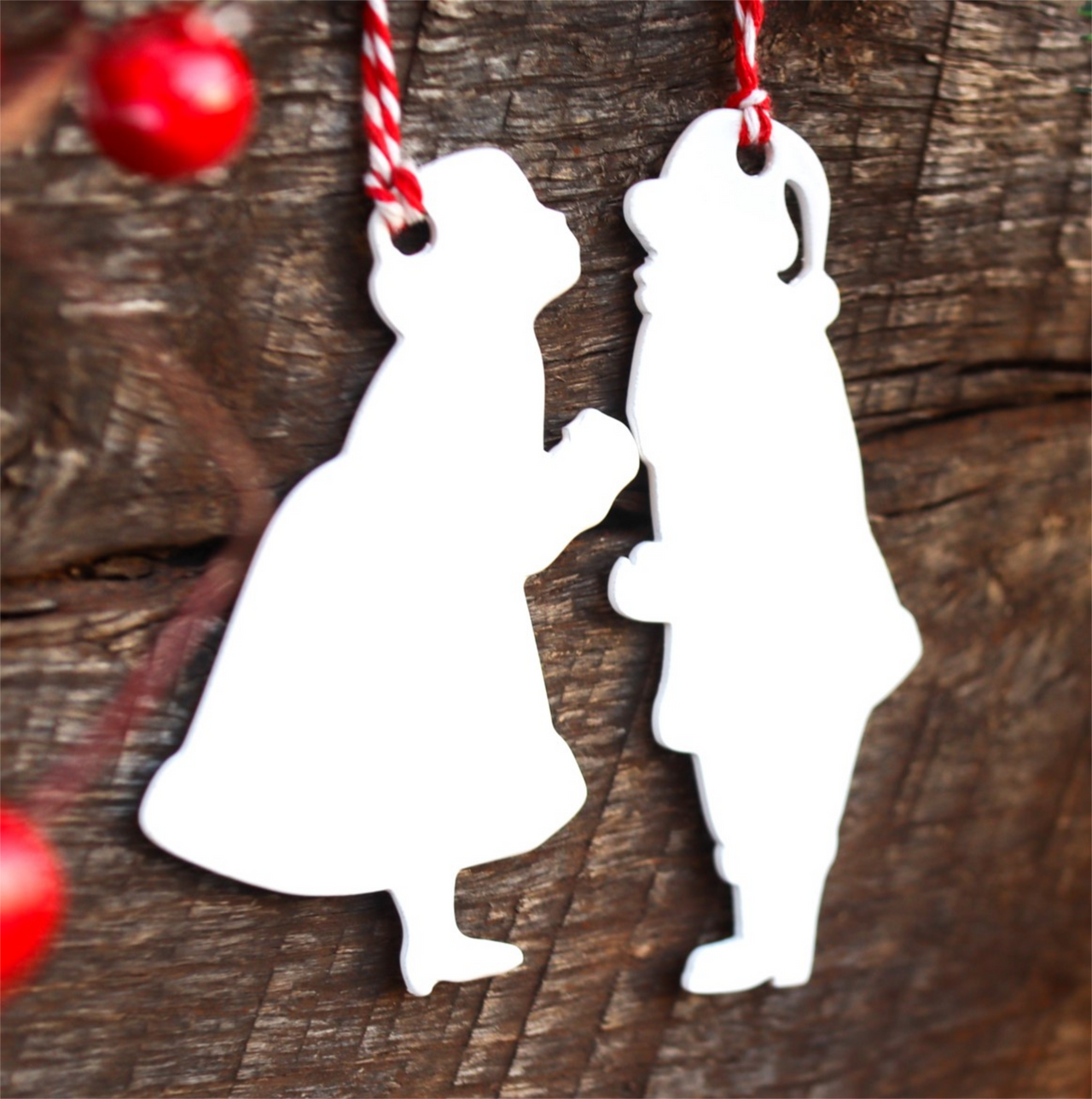 Mr. & Mrs. Claus Christmas Ornament - Holiday Stocking Stuffer Gift - Tree Home Decor