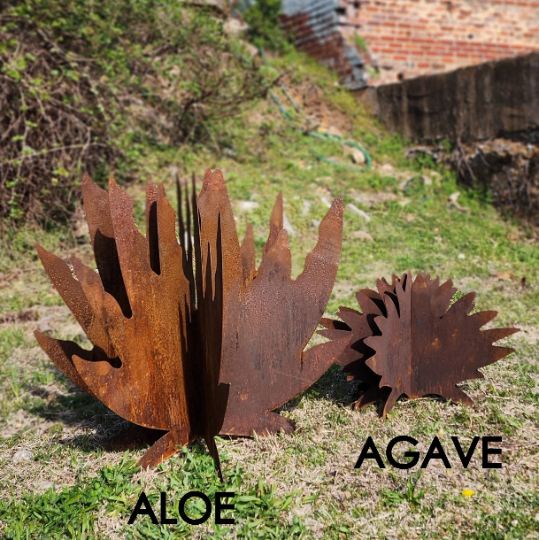 Aloe Metal Sculpture - Succulent Metal Sculpture - Succulent Plants - Yard Art Metal Sculptures - Yucca - Agave