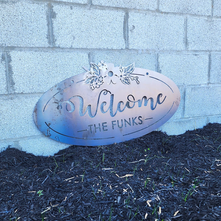 Personalized Gift Welcome Family Signs - Floral Welcome Sign
