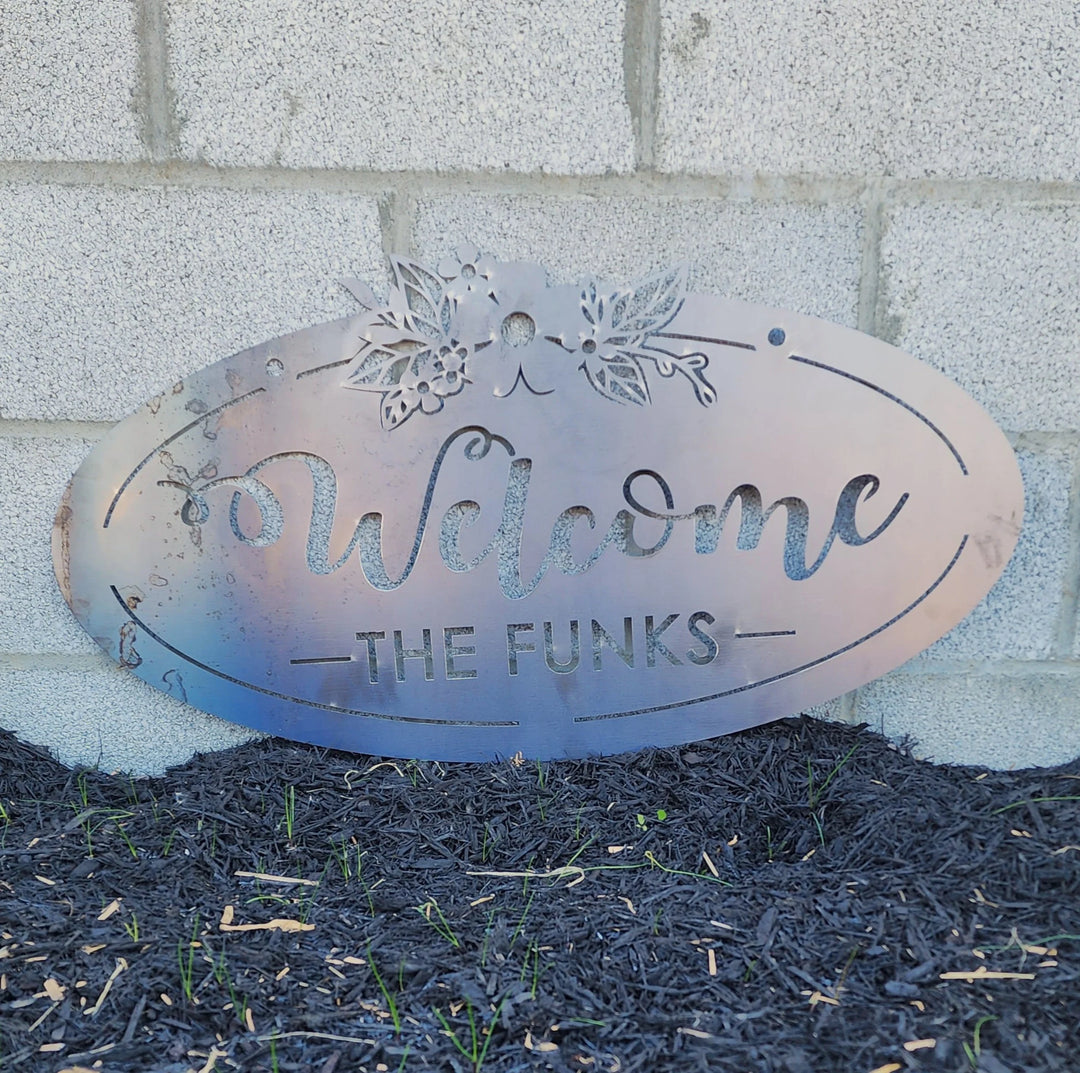 Personalized Gift Welcome Family Signs - Floral Welcome Sign