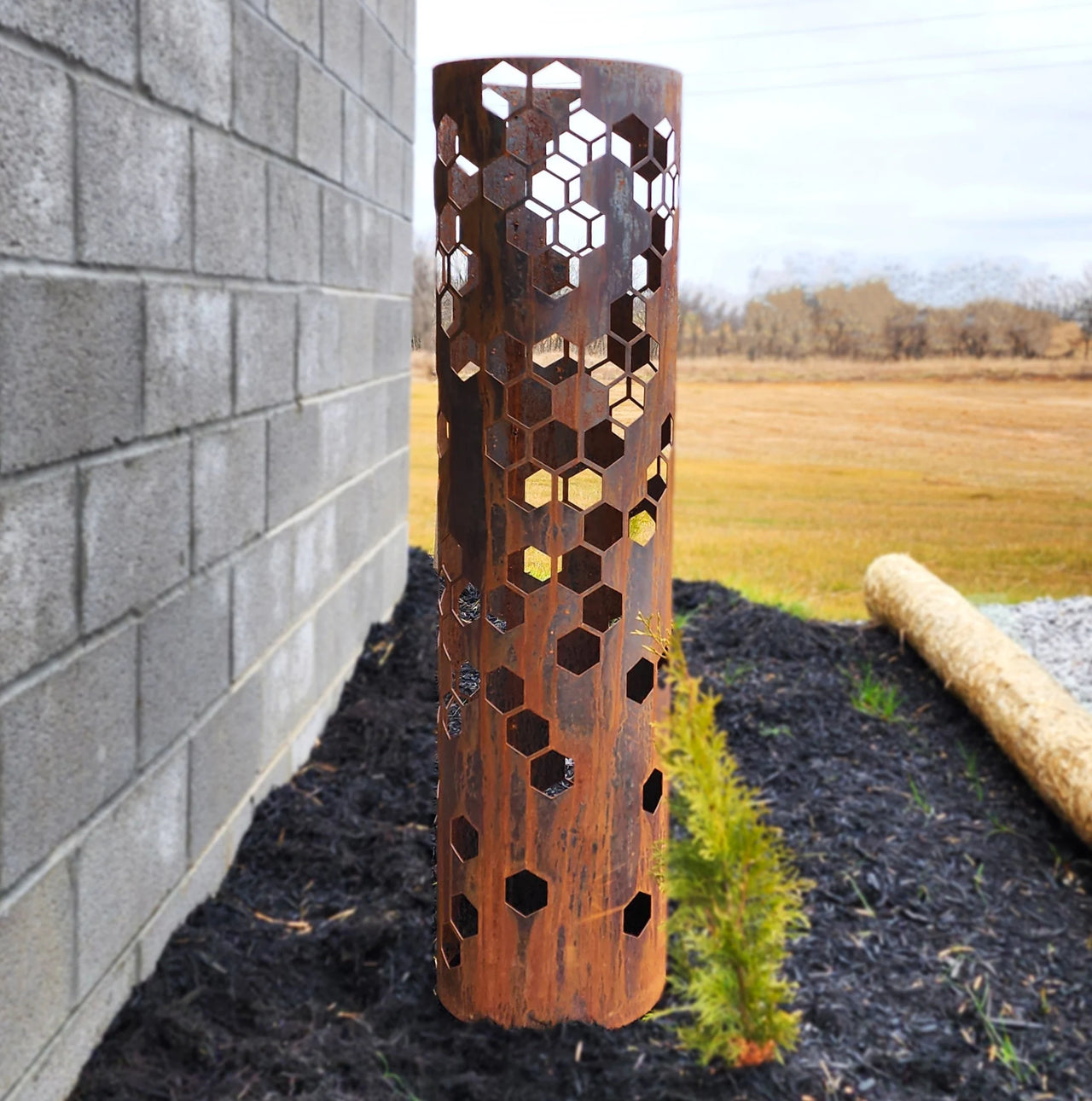 Beehive Round Garden Column - Garden Decor - Garden Statue - Well Cover - Landscape Light Cover - Outdoor Furniture and Decor