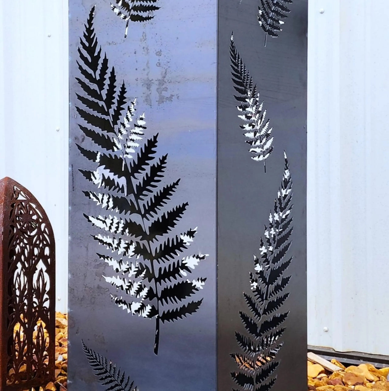 Fern Garden Column Pre-Rusted - Garden Decor - Garden Statue - Well Pump Cover - Metal Yard Art - Furniture and Decor - Garden Sculpture