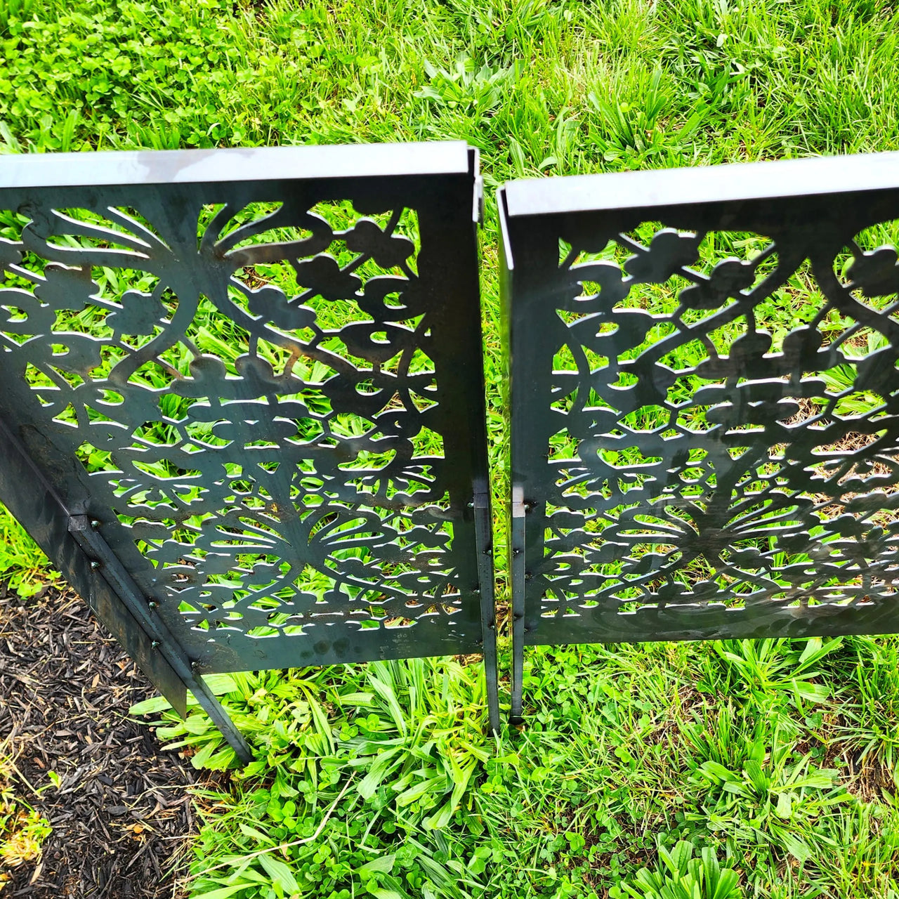 Lace Privacy Screen - Outdoor Garden Decor