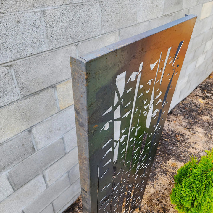 Outdoor Metal Privacy Panel – Birch Tree Garden Screen with Ground Stakes, Decorative Steel Yard Divider for Patio & Landscaping