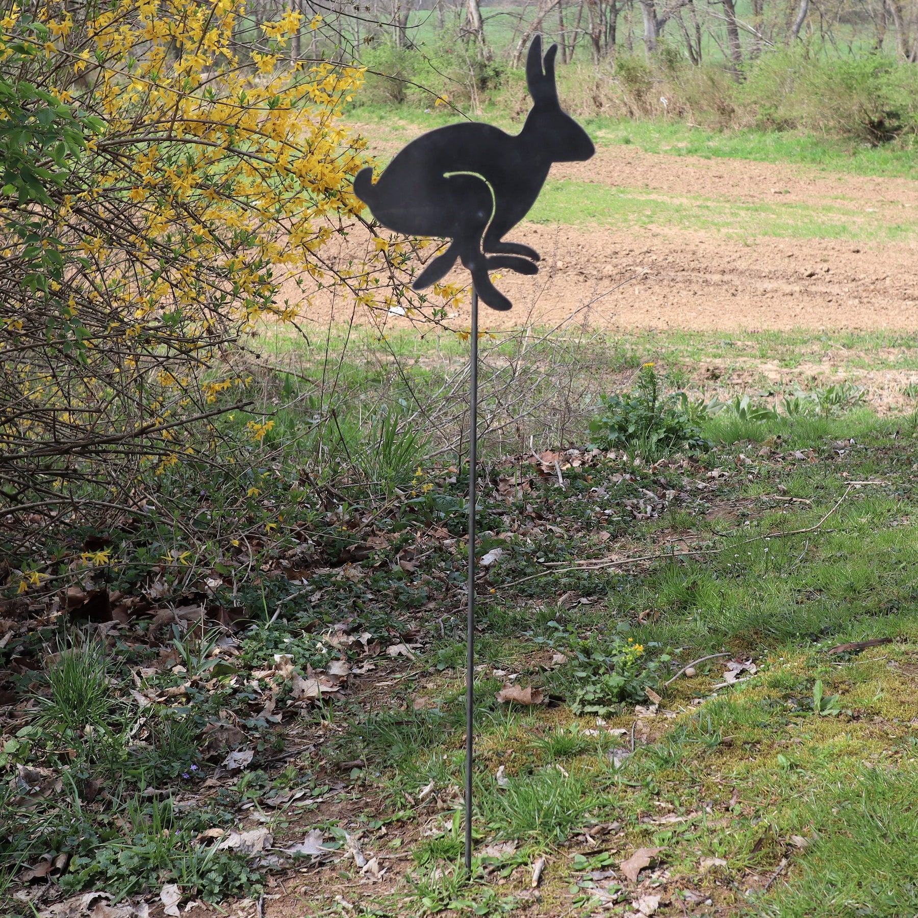 Metal Bunny Garden Stake - Steel Gardening Decor - Rabbit Yard Art Mar ...