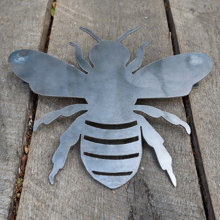 Garden Bumble Bee Metal Floating Sign - Flowers, Spring Honey Bee Yard Decor - Apiarist Decor