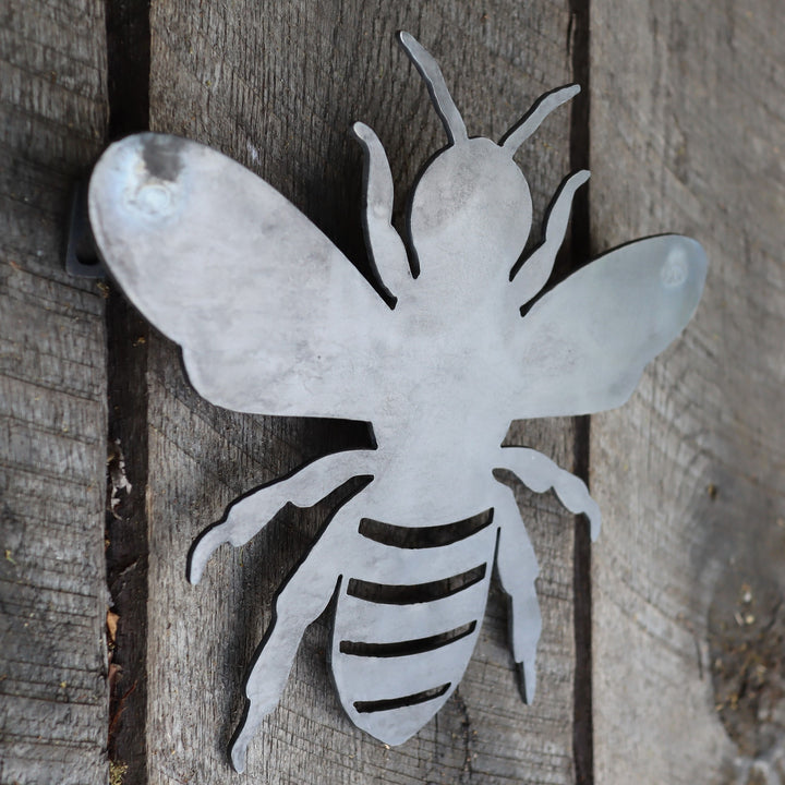 Garden Bumble Bee Metal Floating Sign - Flowers, Spring Honey Bee Yard Decor - Apiarist Decor