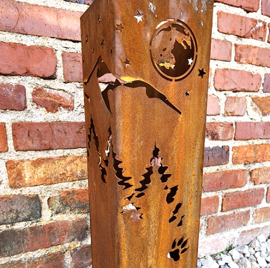 Wolf Mountain Scene Garden Columns