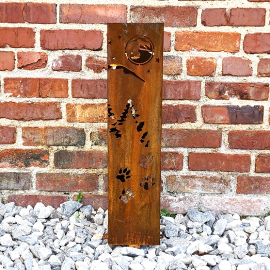 Wolf Mountain Scene Garden Columns