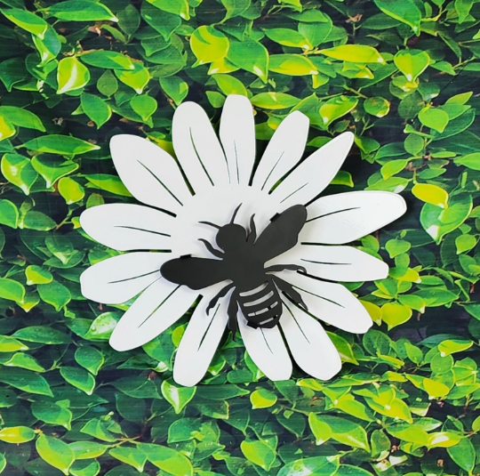 Bee On Flower Layered Metal Sign - Daisy Flower - Custom Metal.